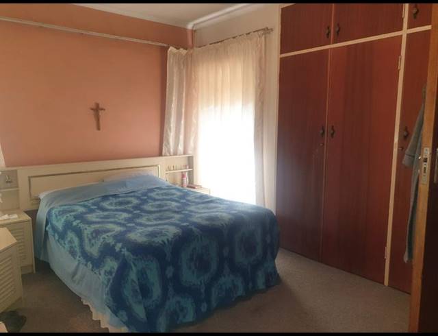 3 BEDROOM TOWNHOUSE FOR SALE IN VANDERBIJLPARK CW 3